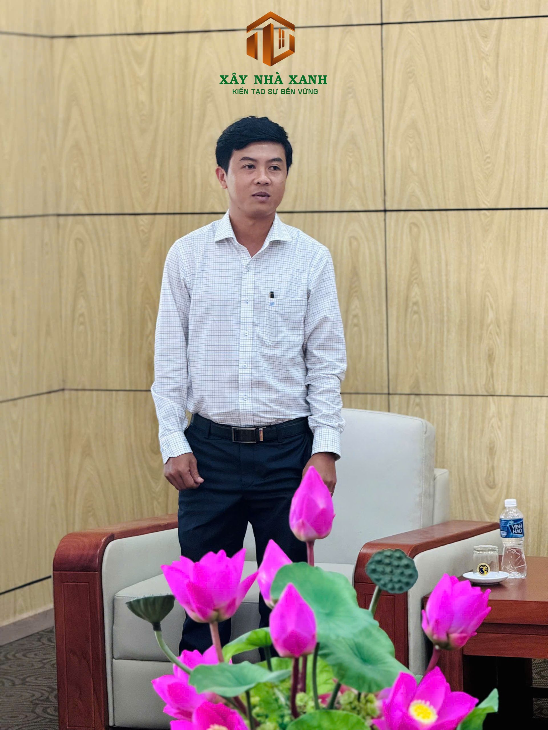 Giám Đốc xây nhà xanh phát biểu trong ngày 20_11